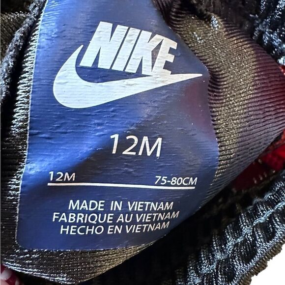 Nike Boy’s Shorts (12 Months) - Picture 3 of 3